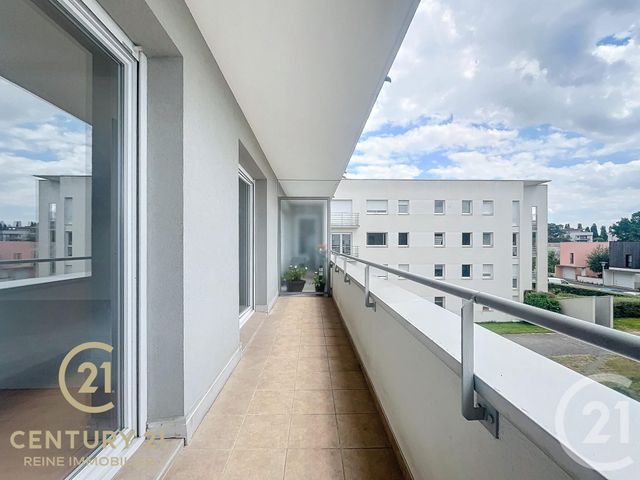 Appartement T4 à vendre - 4 pièces - 79.92 m2 - RENNES - 35 - BRETAGNE - Century 21 Reine Immobilier