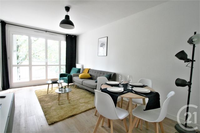 Appartement F4 à louer - 4 pièces - 79.21 m2 - RENNES - 35 - BRETAGNE - Century 21 Reine Immobilier