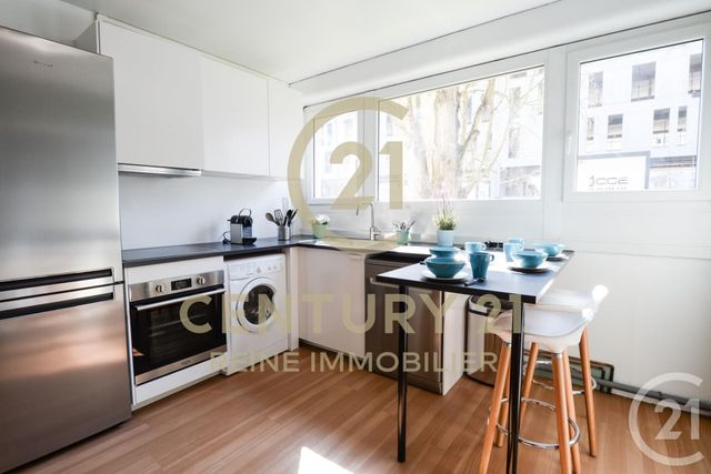 Appartement F4 à vendre - 5 pièces - 75.18 m2 - RENNES - 35 - BRETAGNE - Century 21 Reine Immobilier